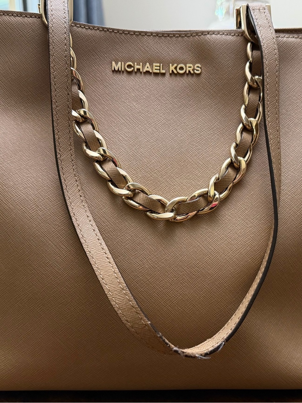 Michael Kors Large Gold Saffiano Tote Shoulder Bag Chain Detail